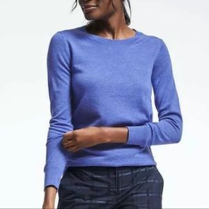 Banana Republic Merino Scallop Crew Pullover Sweater